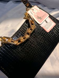Price Drop🔥 Brand New Black handbag
