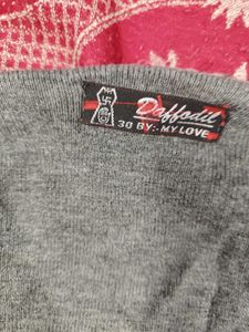 ⁵ Grey School Uniform Sweater