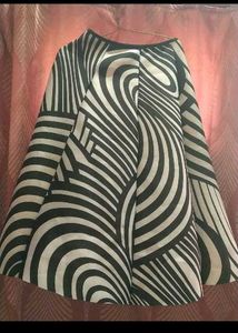 Illusional Optical Skirt