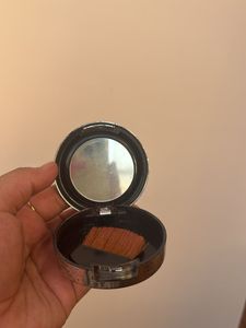 Silk glow blush