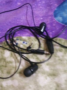 Earphone