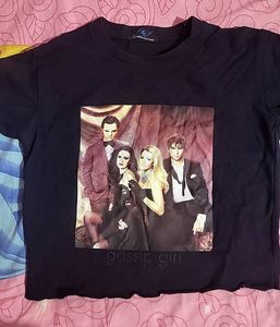 Gossip Girl Graphic Tee