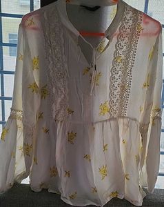 Floral Lace Blouse