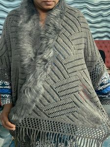 Stylish Scarf with Faux Fur