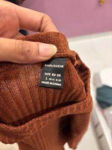 SHEIN RUST BASIC TOP- LARGE SIZE