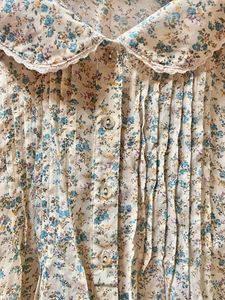 Prettiest Floral Shirt 💛🤍