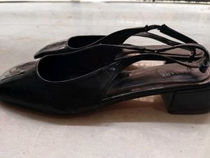 Y2k Ballerina Shoes (Black) 🌷🧸