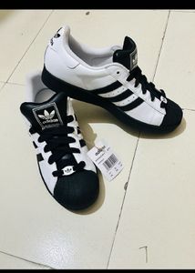 Original Adidas Superstar Sneakers