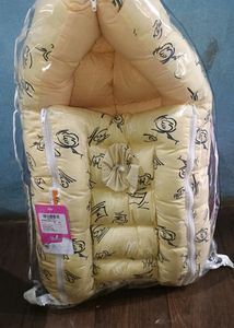 Carry Bed Branded Item New Tag Pees.