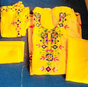 New Suite Fabric With Asstr 3 Pice Set
