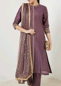 Ethnic Kurta Set With Dupatta