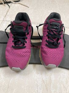 Pink Nike Air Max Sport Shoes