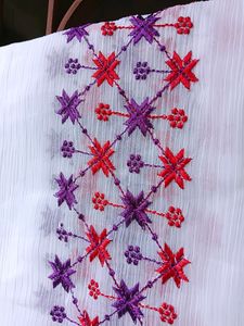 Branded New Beautiful Scarf For Women 🤍♥️💜🤍