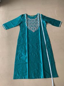 Beautiful Green Kurta With Embroidery