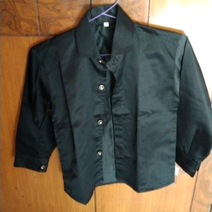 twice worn 5 piece suit for 4 year old boy