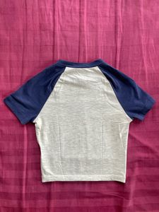 H&amp;M White &amp; Navy Baseball Tee