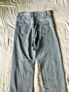 URBANIC STRAIGHT JEANS
