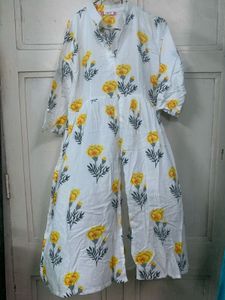 Combo of Cotton Slit Kurti &iDress