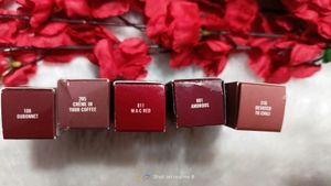 MAC LIPSTICK