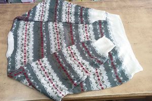 Patterned Pullover Sweater