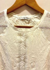 ZARA BEAUTIFUL LACE EMBROIDERED Top