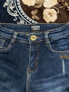Damage Jeans