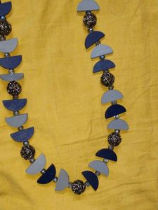 Fashionable Necklace