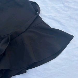 Zara Skorts