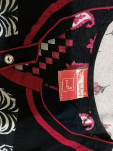 I Am Selling Kurta Sets