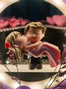 Musical Couple Showpiece With Lights