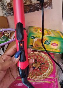 Nova Straightener &amp; Curler