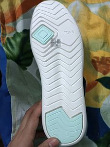 Unisex Brand New Shoes