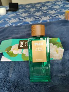 Plix - A Day In Paris Elegant Perfume