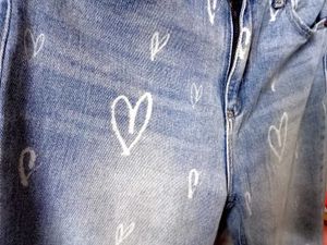 Heart Print Ripped Jeans