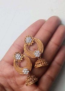 •Earring •saree Pin •Chain With Pendant