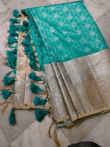 Teal & Gold Floral Saree ,😍