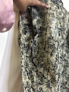 Floral Print Ruffle Sleeve Top