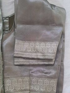 pure banarasi silk Green with rich Pallu