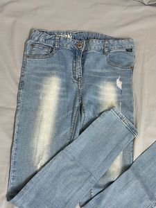Ripped Style blue Jeans