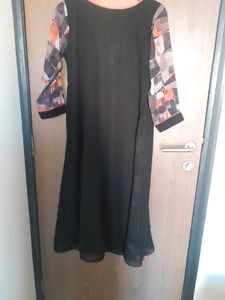 Stylish Women&#39;s Ethnic Gown