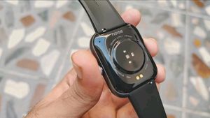 Noise Ultra 3 Luminary Smartwatch - Brand new