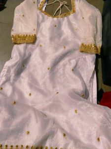 Elegant White &amp; Gold Blouse