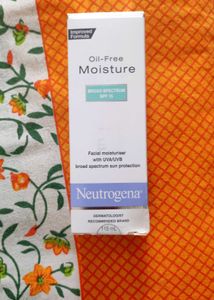 Neutrogena Oil-Free Moisture SPF 15