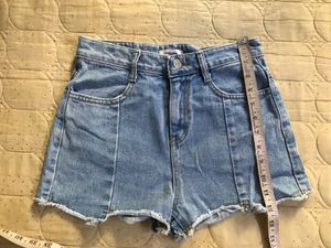 Highwaisted Denim Shorts Waist 26