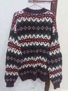 Unisex Woolen Sweater
