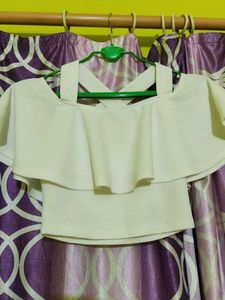 Cute White Crop Top🤍