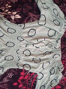 Off Shoulder Chic Circle Print Top