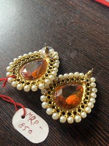 Earings