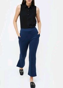 Black Sleeveless top