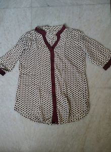 Women's Printed Top White And Maroon/Short Kurti